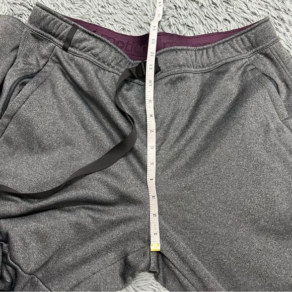 Motion Grey Sweatpants Size Large - Picture 8 of 8